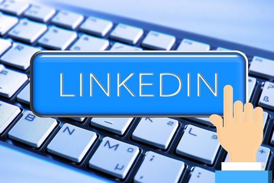 LinkedIn Beitrag erstellen, Tastatur, Tipps